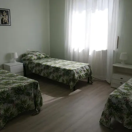 Bed & Breakfast Il Giardino Della Quercia Lungavilla