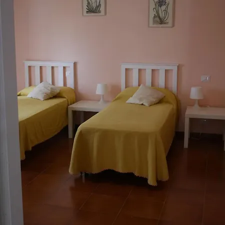 Bed & Breakfast Il Giardino Della Quercia Lungavilla