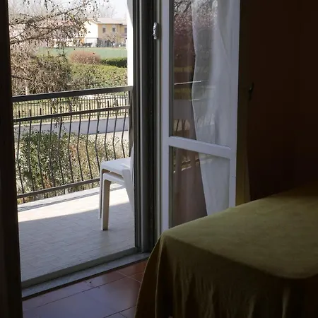 Bed & Breakfast Il Giardino Della Quercia Lungavilla